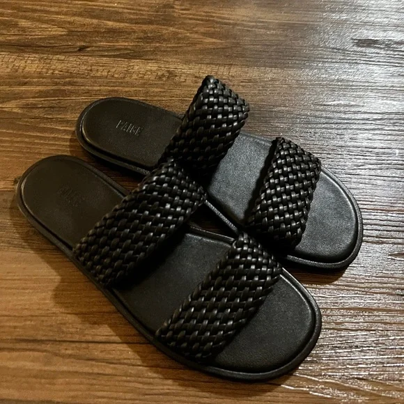 Paige Dakota Basket Weave Slide Sandal (US 7) in Black Leather - Picture 4 of 5